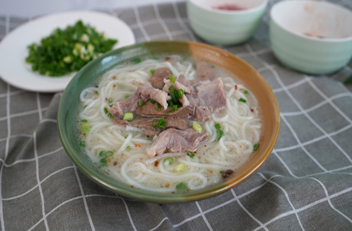 钦北原味汤粉王培训